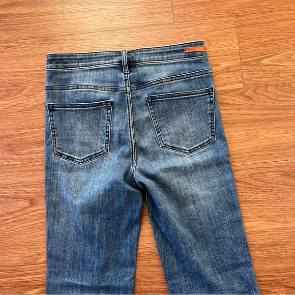 Anthropologie Pilcro high waist bootcut. Flared with button detail on leg. 28 - Picture 8 of 9
